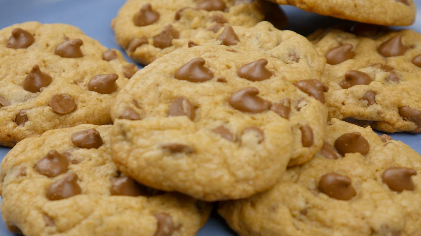 cookies com gotas de chocolate
