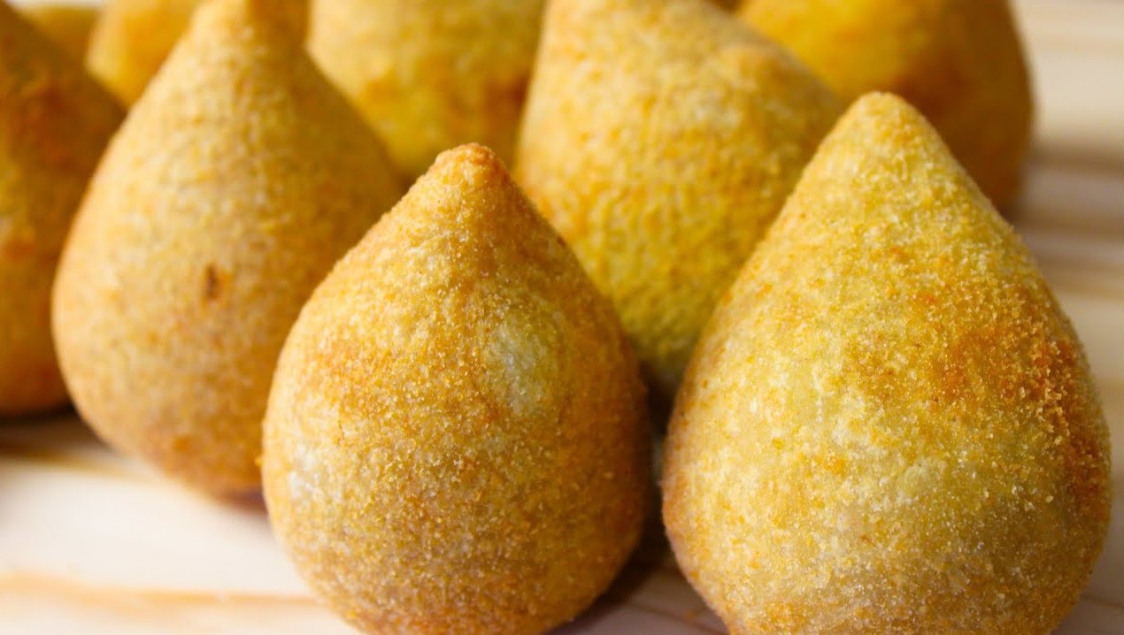 Massa de Coxinha e Salgados Fritos