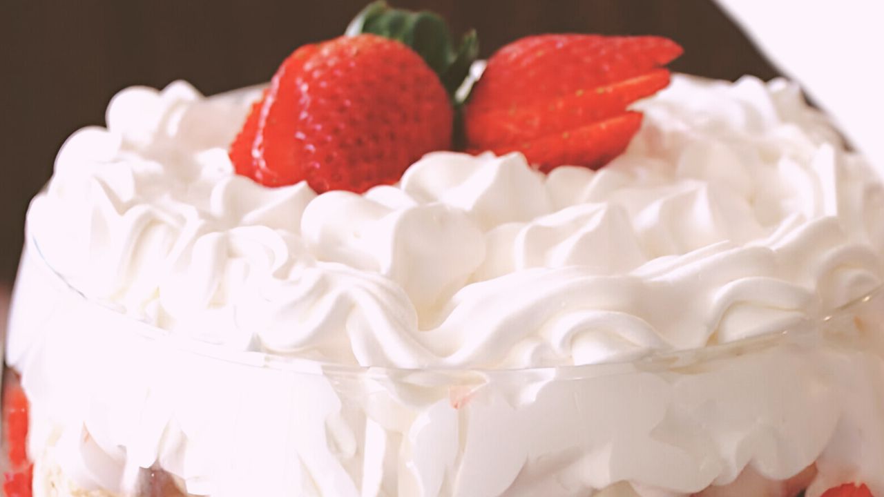 merengue de morango