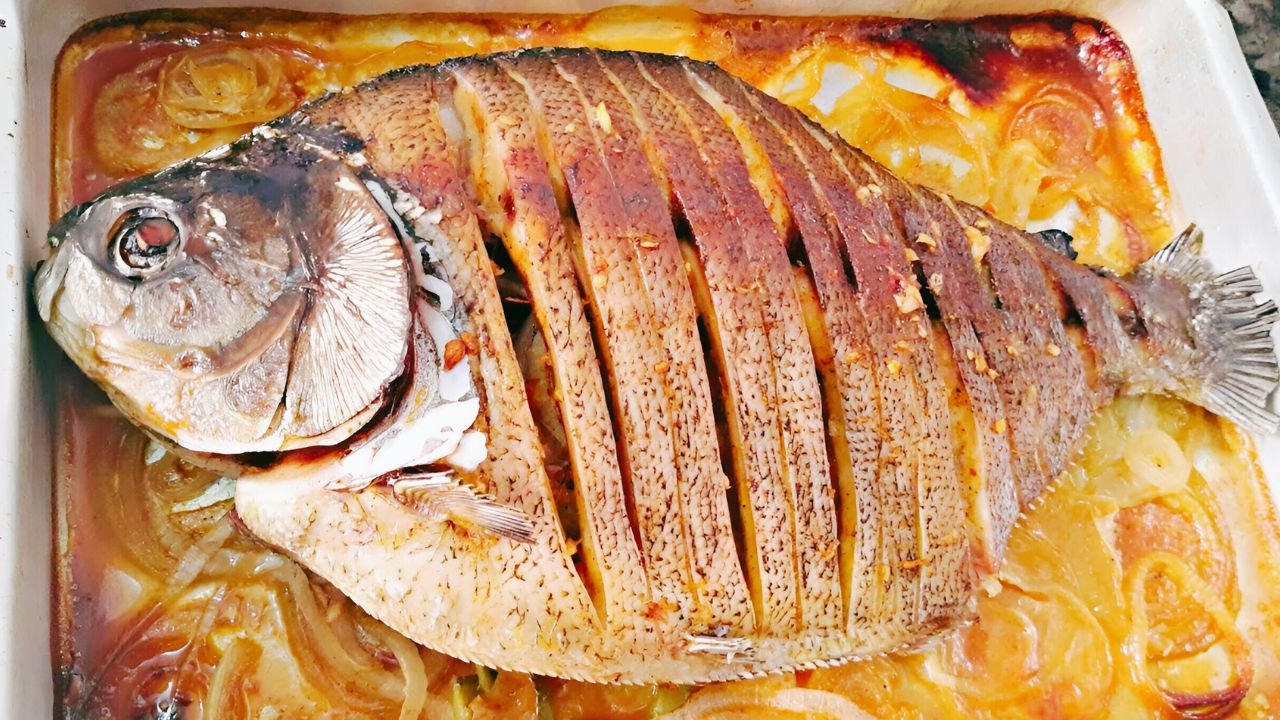 peixe assado no forno