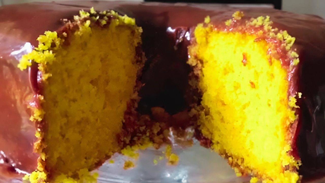 Bolo de Cenoura com Chocolate